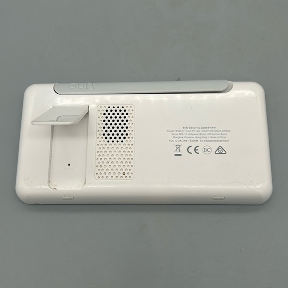 Eufy T8301 SpaceView Security Baby Monitor & Camera - Picture 4 of 10